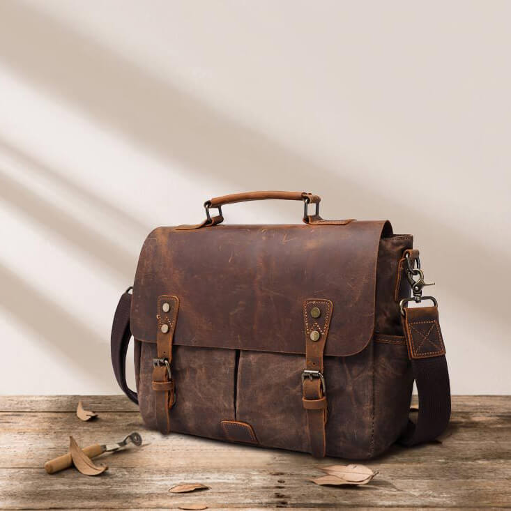 BIZMAN – Retro Crazy Horse Leather Bag