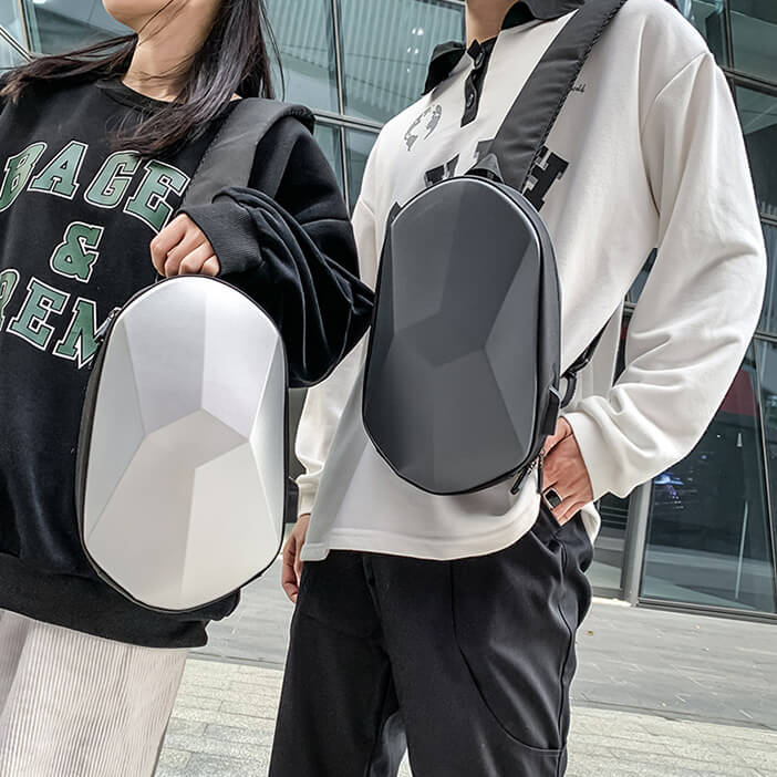 Shell Style Crossbody Bag with USB