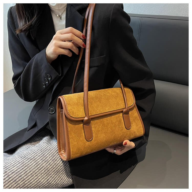DIAMOND - Women’s Classic Shoulder Bag