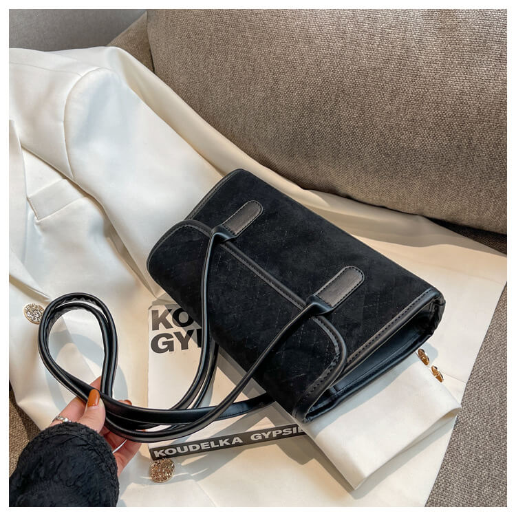 DIAMOND - Women’s Classic Shoulder Bag