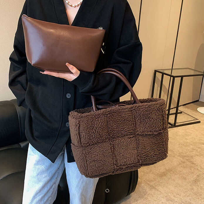 Trendy Plush Fleeced Handbag for Women